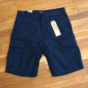 Navy Blue Men’s Levi’s Cargo Shorts